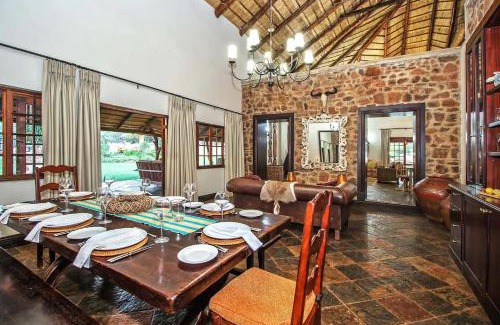 Lepele-Nkumpi Ski Chalet | Al Thandiwe Cliff Chat Lodge