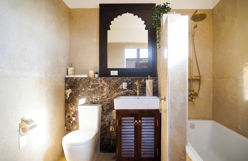 Luxor Hotel | Al Wadi