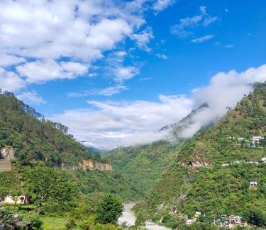 Karnaprayag House | Alaknanda Homestay