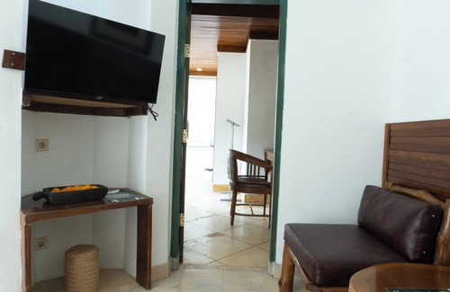 Penatih Hotel | Alam Puri Art Museum and Villas
