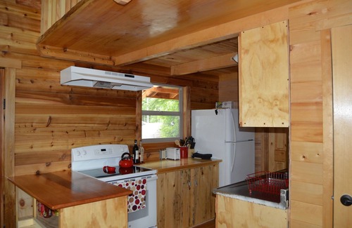 Ketchikan House | Alaskan fishing or sailing package includes Cabin, van and boat!