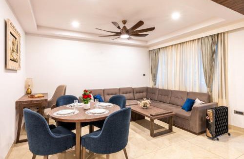 Shimla Apartment | Alaya Stays 2 BHK Apartment with Hill View - Cliff Crest