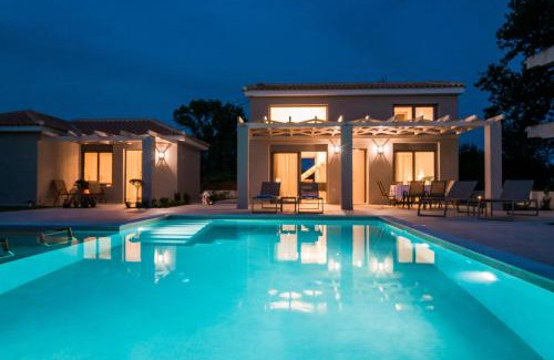 Porto Koukla Villa | Alba Al Mare Villette