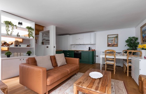 Colville Apartment | Alba Place III by onefinestay
