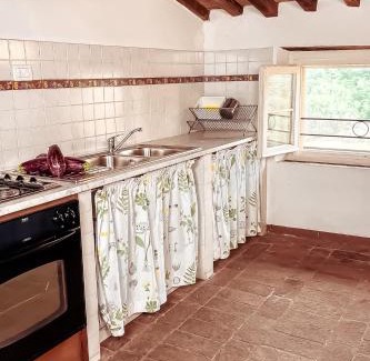 Piano di Conca Apartment | Alba - Villa Cenami - grande PISCINA con vista