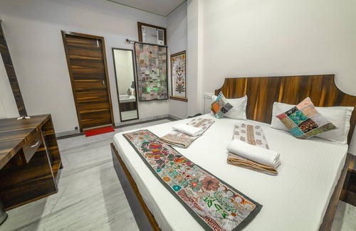 Amer Fort Road Hotel | Albana Haveli
