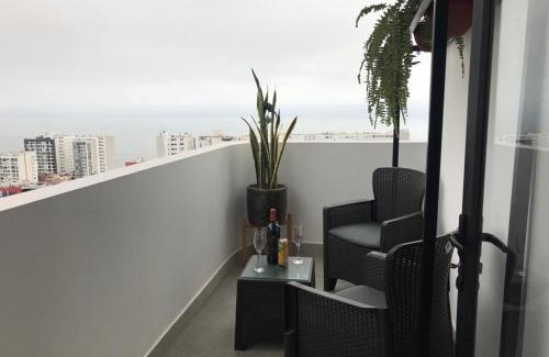 Magdalena del Mar Apartment | Albano, Ocean view and pool near Miraflores and airport