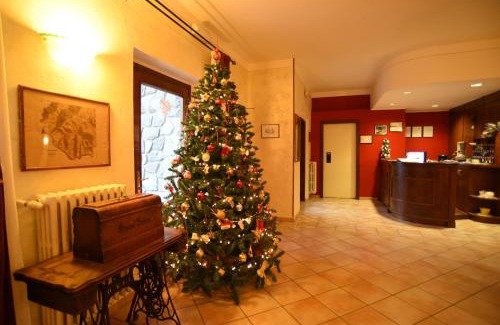 Pievepelago Hotel | Albergo Bucaneve