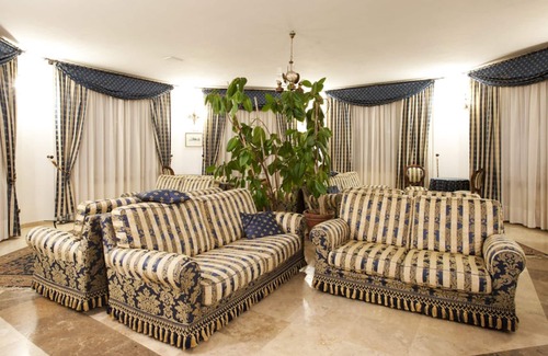 Sarteano Hotel | Albergo La Lanterna