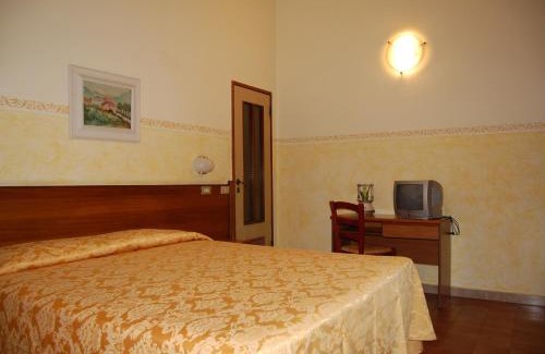 Sarzana Hotel | Albergo La Villetta