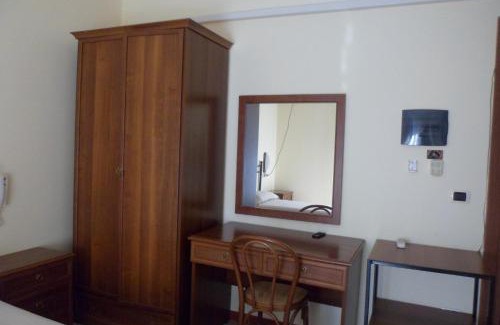 Vibo Valentia Hotel | Albergo Miramonte