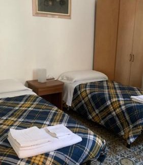 Livorno Hotel | Albergo Pensione Ardenza SELF CHECK-IN