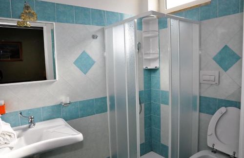 Canistro Inferiore Hotel | Albergo Rio