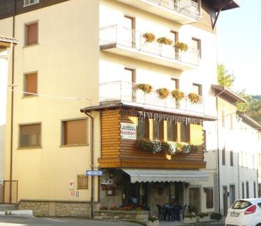 Sant'Annapelago Hotel | Albergo Ristorante Sciatori