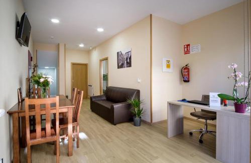 Arzua House | Albergue Pensión Cima do Lugar