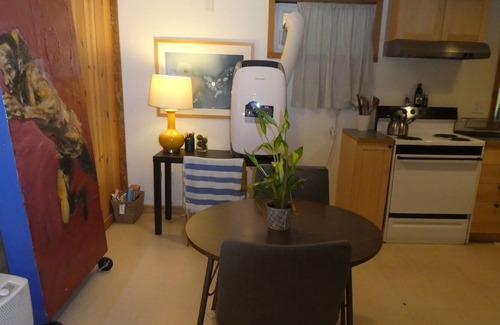 Alberta Arts District Apartment | Alberta Arts District Private Short-Term Basement Apartment