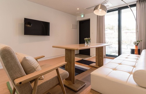 Gyeongju House | Albescent Pool Villa