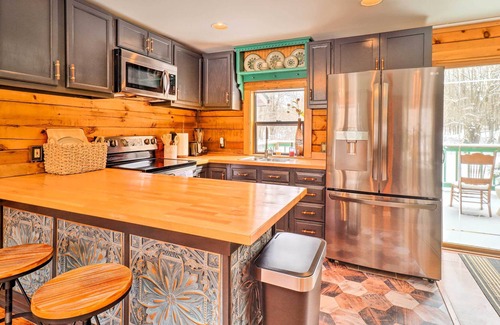 Albrightsville Cabin | Albrightsville Cabin Rental < 1 Mi to Lake!