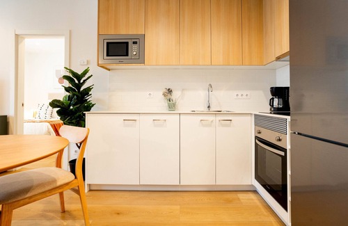 Ciudad Lineal Apartment | Alcala Terrace III apartament in Madrid
