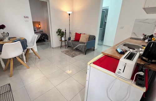 Alcala Apartment | ALCAMAR Ground floor apartment in the center of Alcalá!