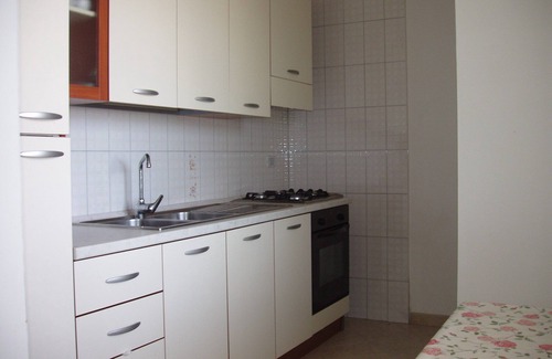 Alcamo Marina House | Alcamo Marina: Villa Giovanna: 250 m from the sea + internet, near motorway and Palermo Airport