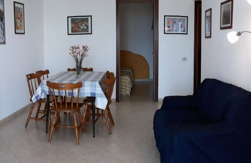 Alcamo Marina House | Alcamo Marina: Villa Giovanna: 250 m from the sea + internet, near motorway and Palermo Airport