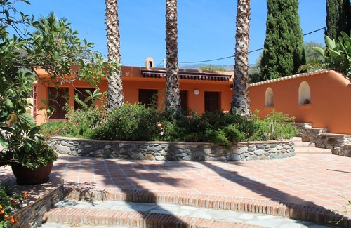Orgiva House | Alcazaba - self-catering house with 2 double bedrooms, shower room and terrace