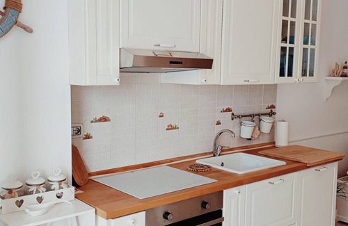 Bergeggi Apartment | "Alcova delle Sirene" Open space with sea view