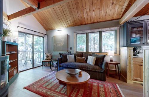 Whitefish Apartment | Alder Escape
