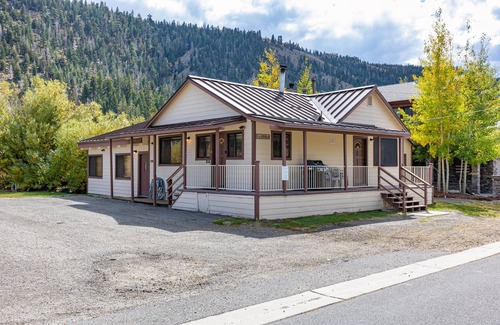 June Lake House | Alderman 2a - A cozy, pet-friendly bungalow