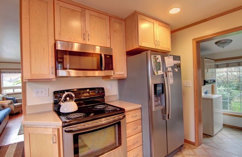 Tolovana Park House | Aldoren's Wind 'n Tide - Oceanfront - Cannon Beach Property Mgmt