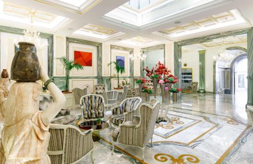 Rione XVI Ludovisi Hotel | Aleph Rome Hotel, Curio Collection By Hilton