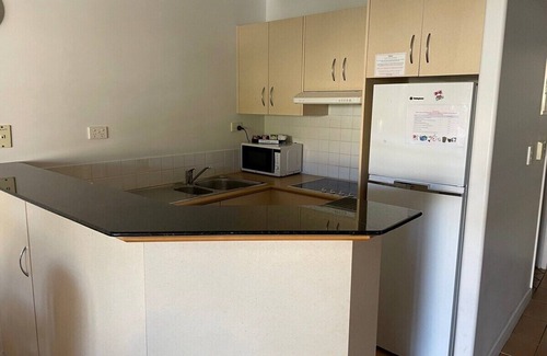 Alexandra Headland Apartment | Alex Beach Resort Unit 317 - 2BDRM apt