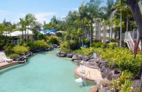 Alexandra Headland Apartment | Alex Beach Resort Unit 317 - 2BDRM apt