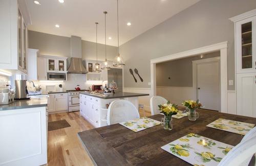 Healdsburg House | Alexander Valley Modern Farmhouse with Vintage Charm - Newly Renovated pool