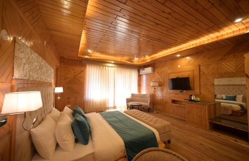 Manali Bed & Breakfast | Alexandra Cottages