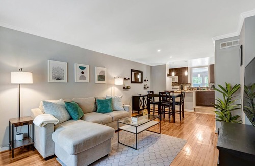 Potomac West House | Alexandria Getaway Minutes from Downtown D.C.