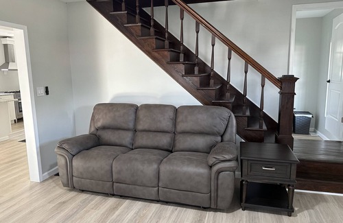Alexandria Bay House | Alexbay Retreat within a short walk to all the downtown attractions