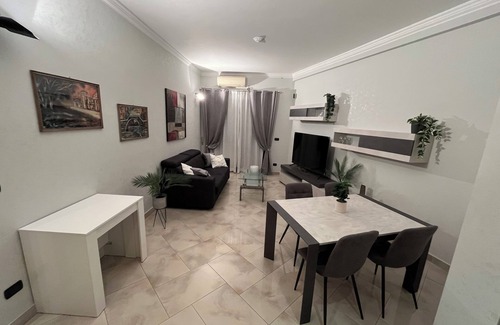 Tuscolano Apartment | ALGA Roma Apartment