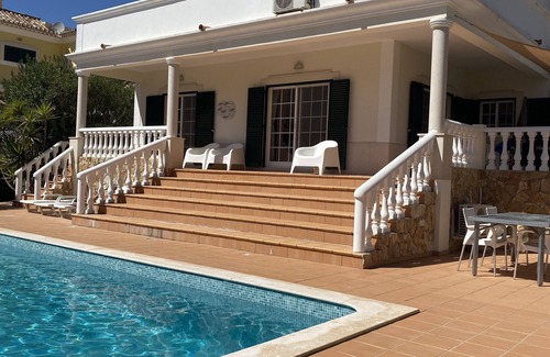 Vale do Garrao Villa | Algarve, Almancil: Fully secluded villa with private pool urb. Varandas do Lago.