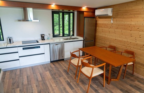South Algonquin Cabin | Algonquin's Edge Resort | Waterview 4