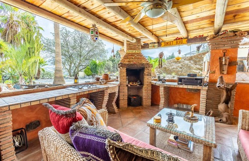 Alhaurin el Grande House | ALHAURIN EL GRANDE (Malaga)Unique country house retreat, jacuzzi,sleeps 10-12