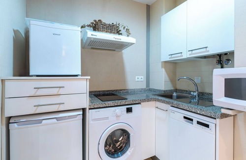 Santa Catalina Apartment | Alhóndiga Primero. 2-bedrooms in the centre