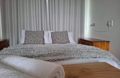 Betty's Bay House | Alibi at the Sea