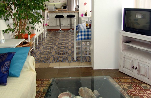 Alicante City Centre Apartment | Alicante - beautiful apartment between the beach and town center. WiFi.