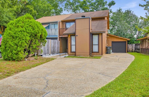 Northeast Pensacola House | Alicia Dr. Townhome~Dining-Shopping-Beaches