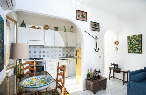 Mazzaro Apartment | Alicudi Apartment Sea View - Taormina Mazzarò