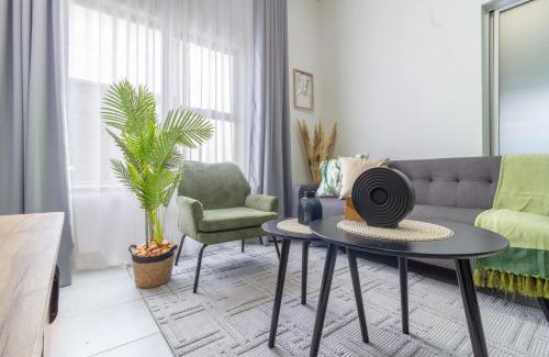 Greater Johannesburg Metropolitan Area Apartment | #AlimamaSpaces Buko's Greenlee Apartment