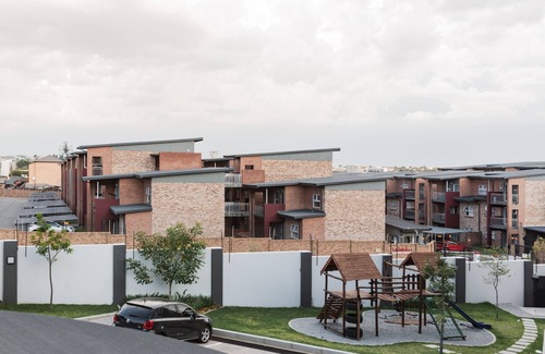 Greater Johannesburg Metropolitan Area Apartment | #AlimamaSpaces: Chelsea M's Heights