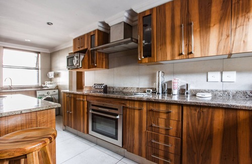 Greater Johannesburg Metropolitan Area House | #AlimamaSpaces: Manson's Bryanston House